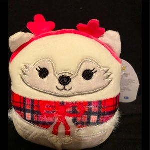 Gracelynn the Winter Fox 4.5” Squishmallow